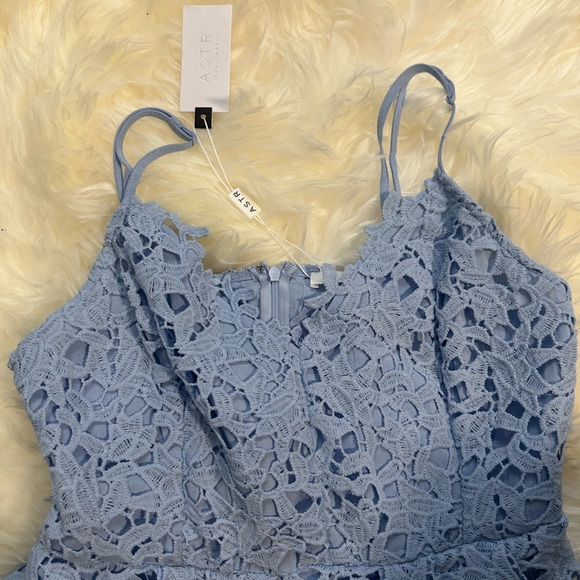 COPY - Periwinkle Womens Sleeveless Lace Fit & Flare Midi Dress - Picture 4 of 7